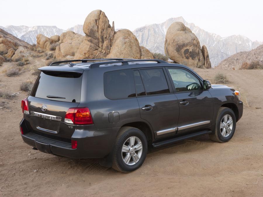  Toyota Land Cruiser 200 2012 года  (US) (фото 13 из 18)